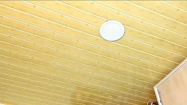 Snapshot of Carla_expit chatting on 24, 10, 2025 Carla expit online show from 24, 10, 2025