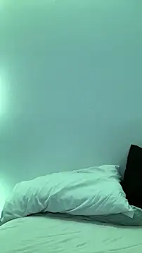 Patriciamoura69 online show from 2, 12, 2025