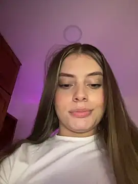 Miss valeriaa online show from 5, 3, 2025