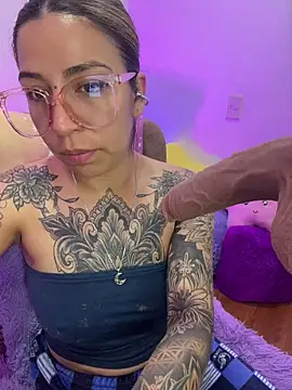 Snapshot of _antonella_dreamss chatting on 7, 7, 2026 antonella dreamss online show from 7, 7, 2026