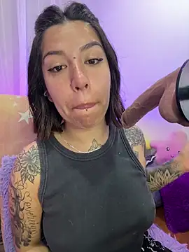 Snapshot of _antonella_dreamss chatting on 21, 2, 2026 antonella dreamss online show from 21, 2, 2026