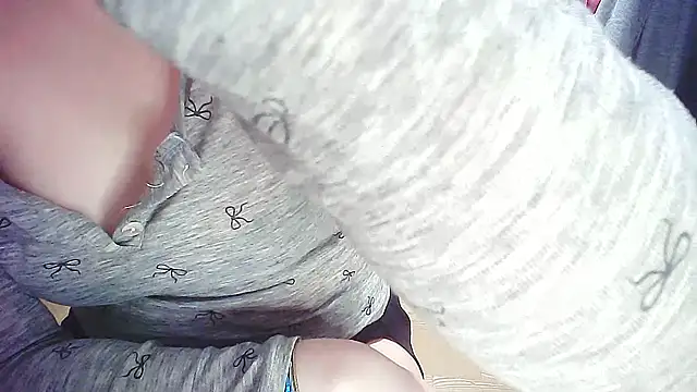 cindy01113520 online show from 12, 3, 2025