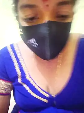 Snapshot of teddy-143 chatting on 1, 11, 2025 teddy-143 online show from 1, 11, 2025