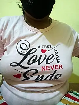 Snapshot of teddy-143 chatting on 17, 12, 2025 teddy-143 online show from 17, 12, 2025