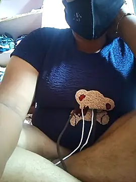 Snapshot of teddy-143 chatting on 15, 2, 2026 teddy-143 online show from 15, 2, 2026