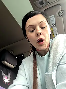 BlaizeyBBy online show from 10, 9, 2025