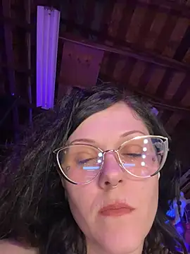 BlaizeyBBy online show from 7, 5, 2026