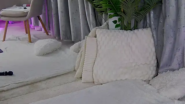 IsabelleEthan online show from 6, 3, 2026