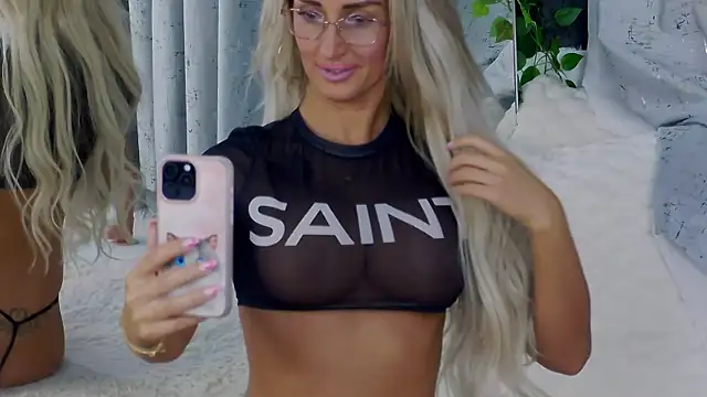 IsabelleEthan online show from 17, 11, 2025