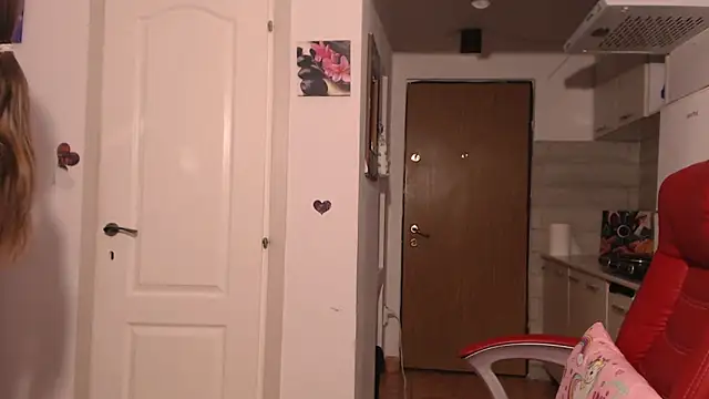 simyhvn online show from 8, 4, 2026