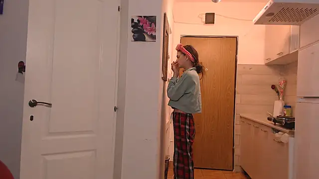 Snapshot of simyhvn chatting on 19, 2, 2026 simyhvn online show from 19, 2, 2026