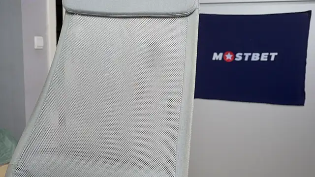 Snapshot of foxeslovefoxes chatting on 28, 1, 2025 foxeslovefoxes online show from 28, 1, 2025