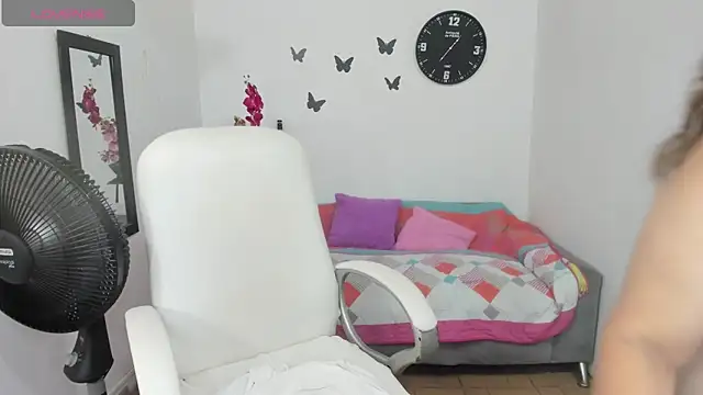 stepmother 105 online show from 9, 4, 2026