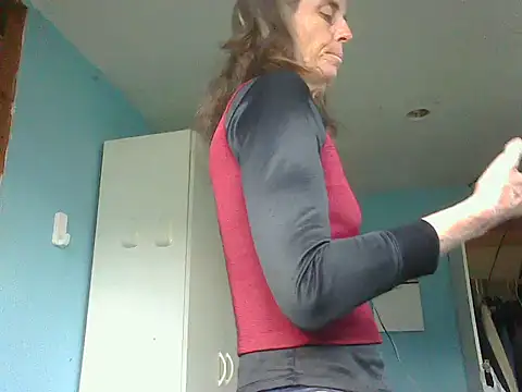 Snapshot of SexyRach75 chatting on 8, 10, 2025 SexyRach75 online show from 8, 10, 2025