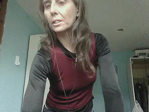 Snapshot of SexyRach75 chatting on 5, 11, 2025 SexyRach75 online show from 5, 11, 2025