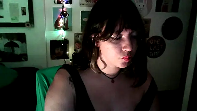 soynanabela28 online show from 22, 3, 2025