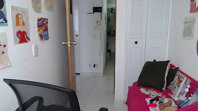 soynanabela28 online show from 6, 11, 2025