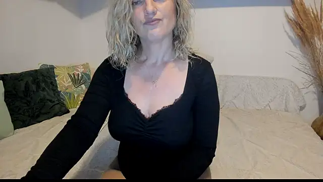 Jadore able online show from 20, 11, 2025