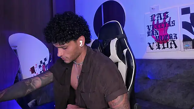 Alessandro Vanni online show from 3, 3, 2026