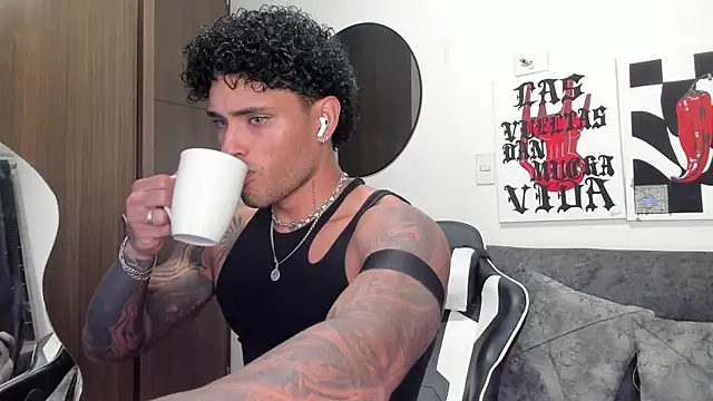 Alessandro Vanni online show from 9, 2, 2026