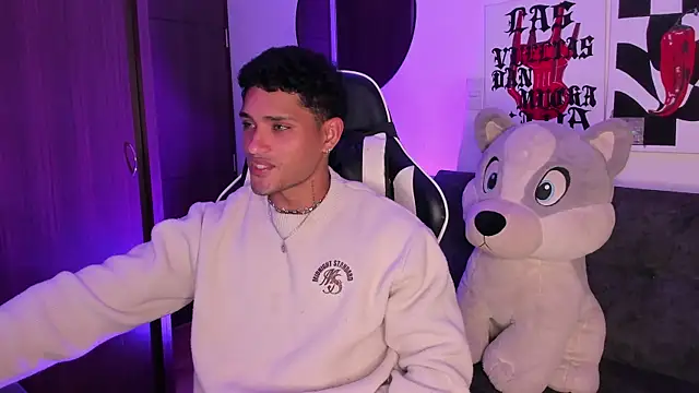 Alessandro Vanni online show from 23, 7, 2026