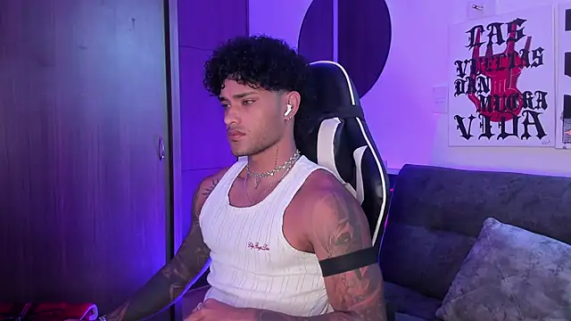 Alessandro Vanni online show from 15, 4, 2026