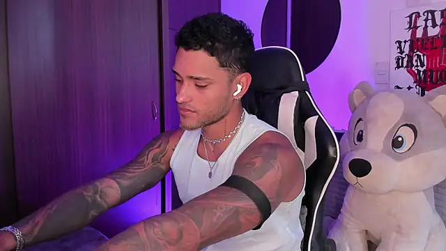 Alessandro Vanni online show from 24, 6, 2026