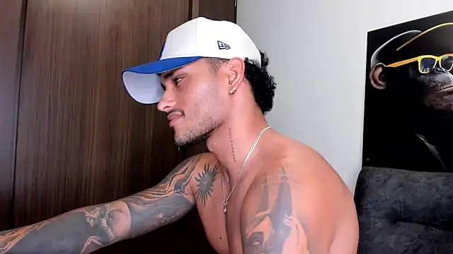 Snapshot of Alessandro_Vanni chatting on 11, 3, 2025 Alessandro Vanni online show from 11, 3, 2025