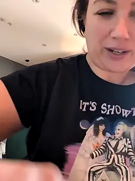 Snapshot of Canadian_BBW chatting on 28, 1, 2025 Canadian BBW online show from 28, 1, 2025