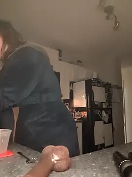 Canadian BBW online show from 4, 12, 2025