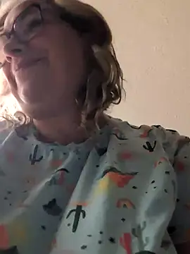 Canadian BBW online show from 16, 7, 2026