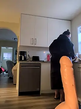 Snapshot of Canadian_BBW chatting on 15, 3, 2025 Canadian BBW online show from 15, 3, 2025