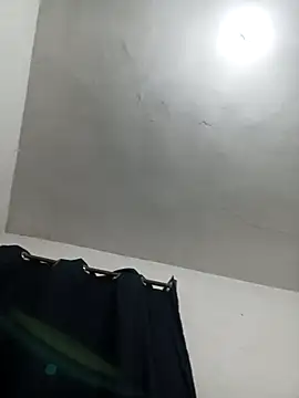 Snapshot of R3Y_S3X chatting on 27, 11, 2025 R3Y S3X online show from 27, 11, 2025