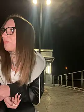 joanaelaa online show from 18, 3, 2026
