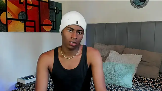 Snapshot of CrissBrownxxx chatting on 11, 11, 2025 CrissBrownxxx online show from 11, 11, 2025