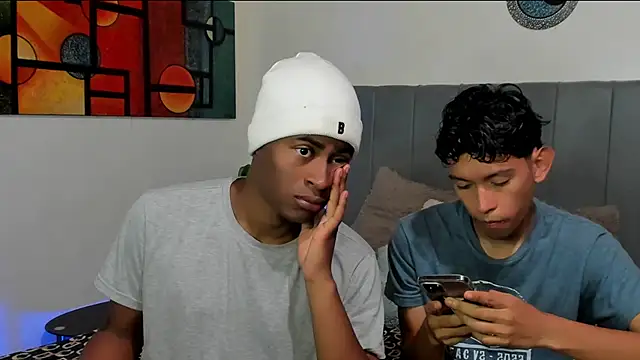 Snapshot of CrissBrownxxx chatting on 4, 11, 2025 CrissBrownxxx online show from 4, 11, 2025