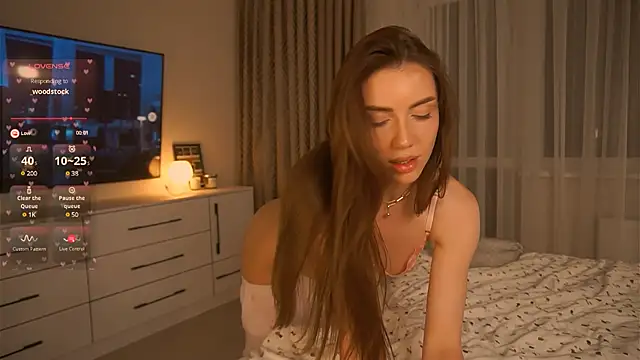  Miss Johansson  online show from 10, 2, 2025