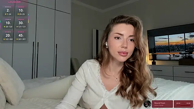  Miss Johansson  online show from 24, 10, 2025