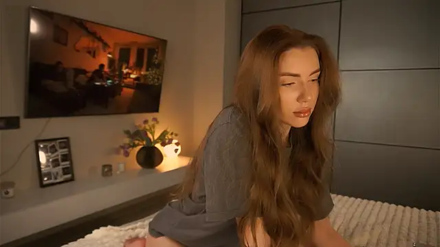  Miss Johansson  online show from 17, 1, 2025