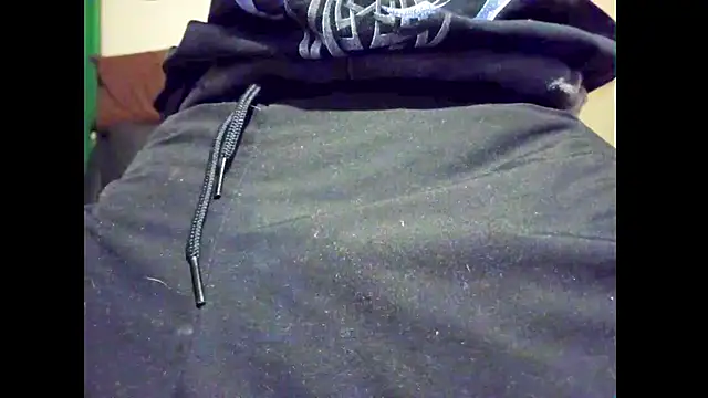 hairyuncut00 online show from 12, 3, 2026