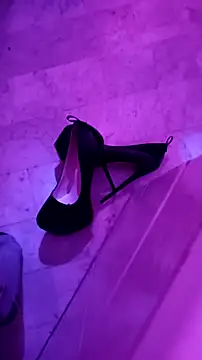 Misspadrona88 online show from 15, 10, 2025