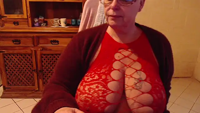 MISS LINDAH online show from 1, 4, 2026