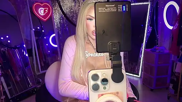 bimbotwerkqueen online show from 16, 3, 2025