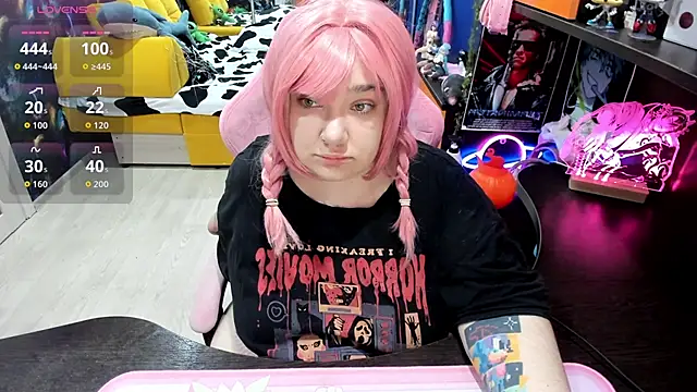 Softie Sofy online show from 3, 11, 2025