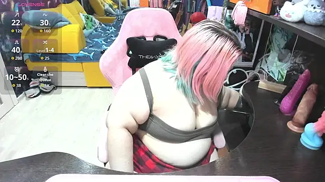 Softie Sofy online show from 18, 2, 2026