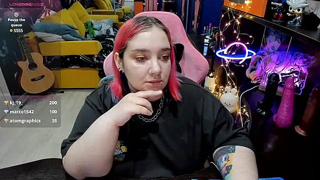 Softie Sofy online show from 21, 3, 2025