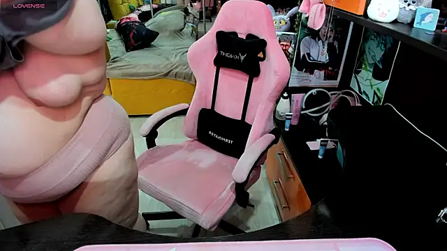 Softie Sofy online show from 14, 4, 2026