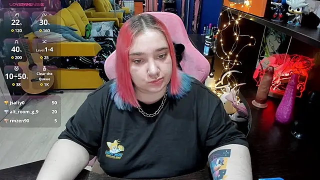 Softie Sofy online show from 22, 3, 2025