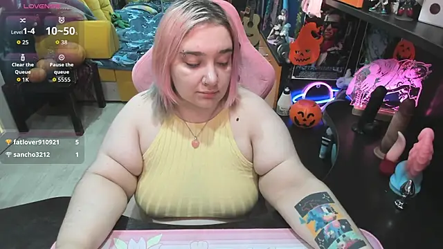 Softie Sofy online show from 25, 10, 2025