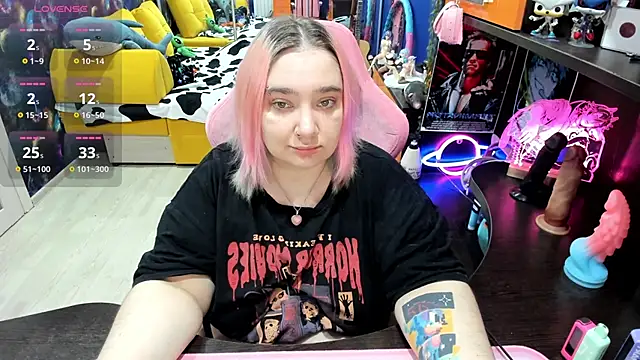 Softie Sofy online show from 13, 11, 2025